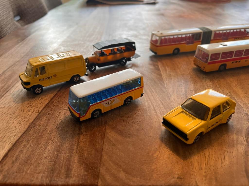 Diverse miniatuur Zwitserse postwagens, Hobby en Vrije tijd, Overige merken, Gebruikt, 1:50 of kleiner, Overige typen