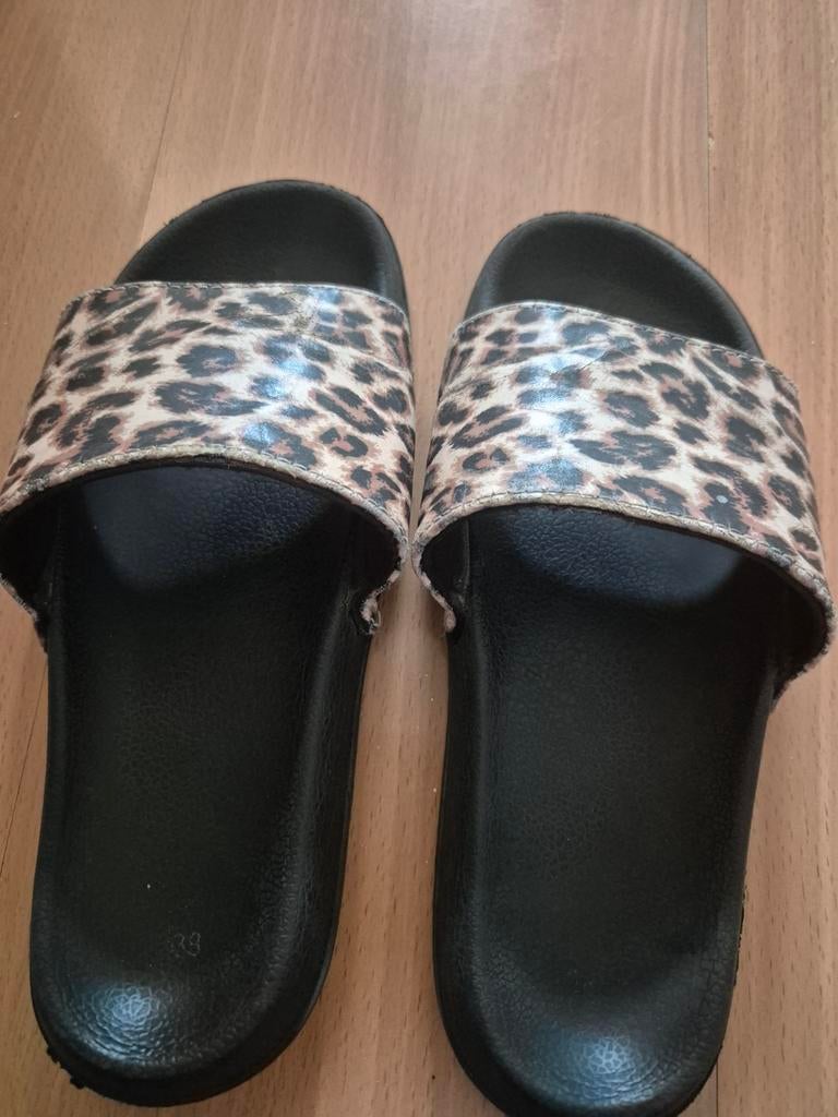 Slippers met luipaardprint maat 38, Ophalen of Verzenden