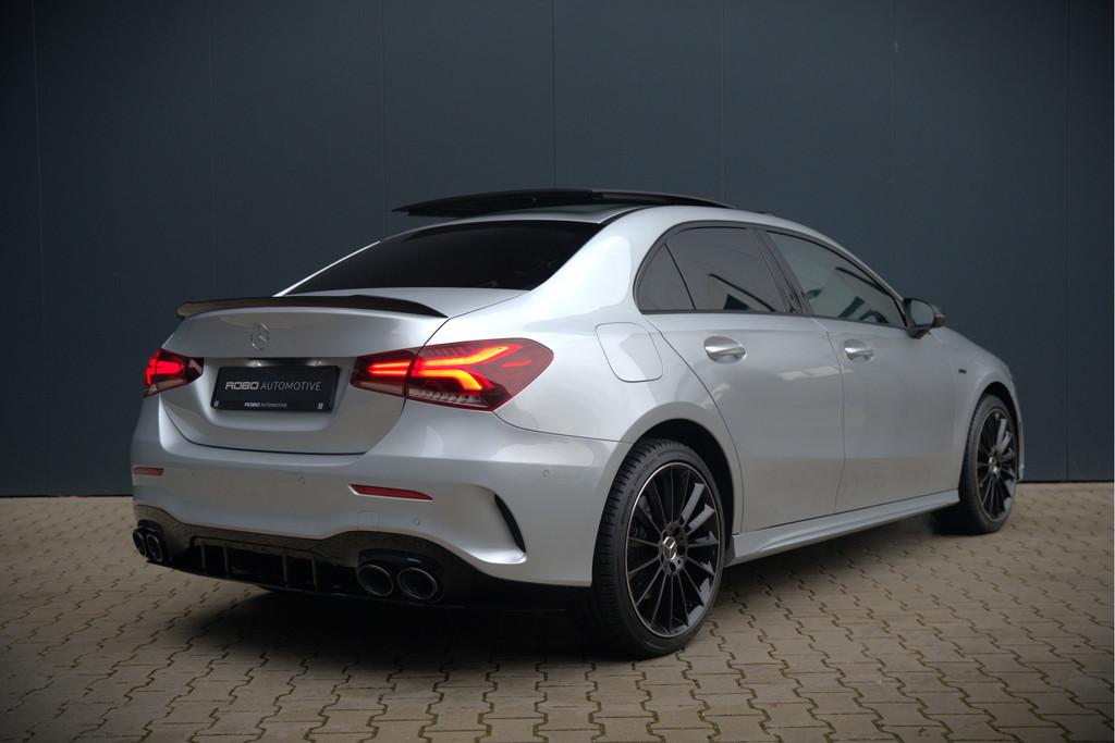 Mercedes-Benz A-Klasse 180 Business Solution AMG | Panoramad, Auto's, 136 pk, Gebruikt, 4 cilinders, Origineel Nederlands