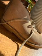 Clarks Desert Boot - Zo goed als nieuw, Ophalen of Verzenden, Zo goed als nieuw, Beige, Lage of Enkellaarzen
