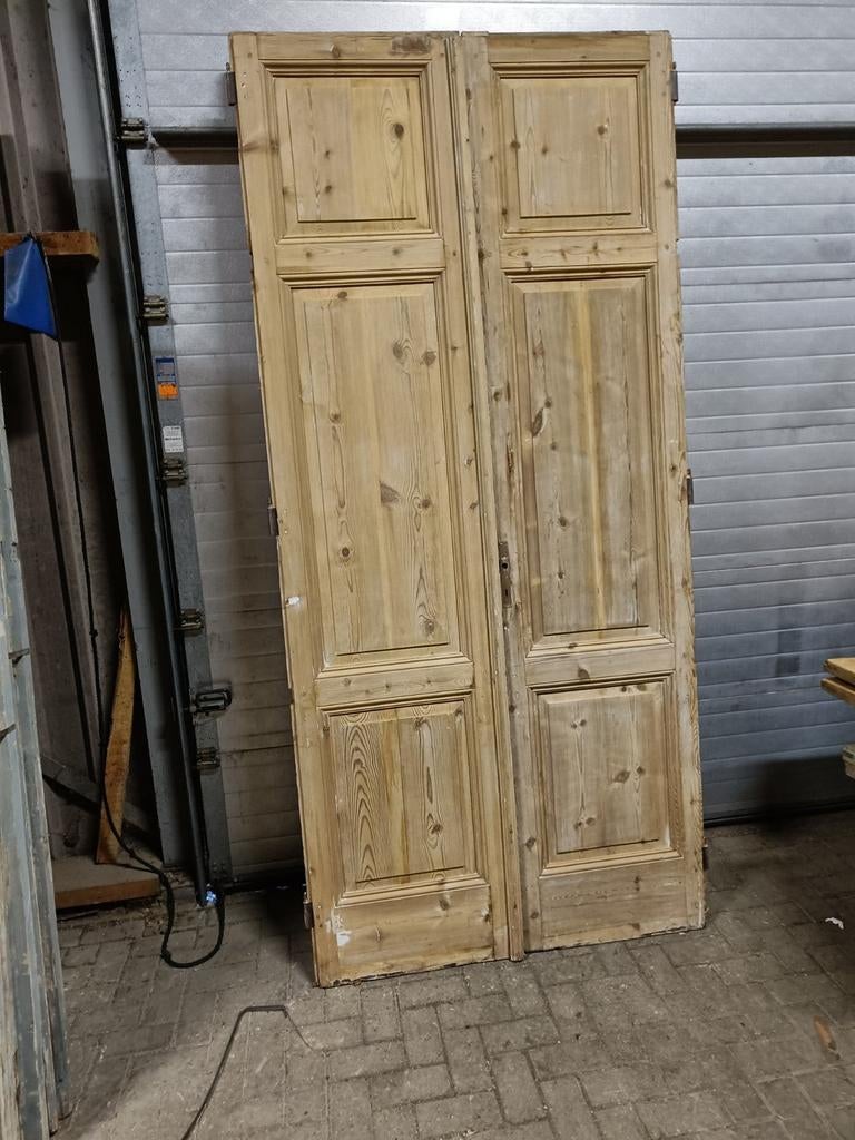 Paneeldeuren kastdeuren oude deuren, Ophalen