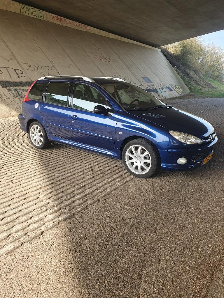 Peugeot 206 2.0 16V SW GTI 2005 Blauw 138xxx NAP, Auto's, Peugeot, 136 pk, 4 cilinders, Blauw, Alcantara