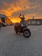 Vespa sprint full option, Ophalen, Maximaal 45 km/u, Vespa S, Zo goed als nieuw