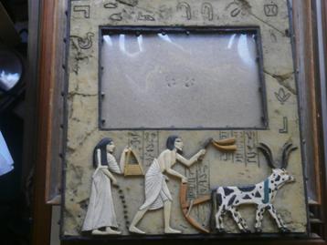 Leuke Egyptische fotohouder  beschikbaar voor biedingen