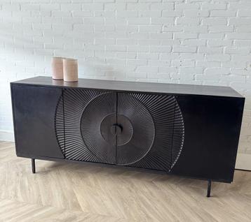 Magazijn Leegverkoop Dressoir Carved mangohout Zwart ACTIE beschikbaar voor biedingen