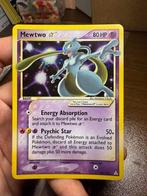 Mewtwo gold star NM, Ophalen of Verzenden, Zo goed als nieuw