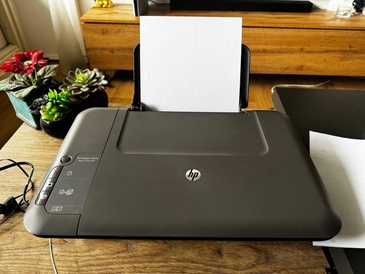 Printer HP DeskJet 1050A, Computers en Software, Printers, Gebruikt, All-in-one, Laserprinter, Kleur printen, Kopieren, Scannen