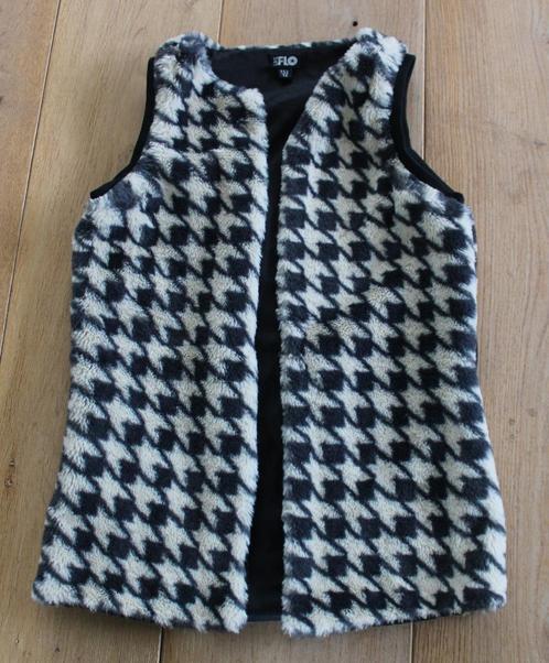 Fake fur vest / gilet van Like Flo 152, Kinderen en Baby's, Kinderkleding | Maat 152, Gebruikt, Meisje, Trui of Vest, Ophalen of Verzenden