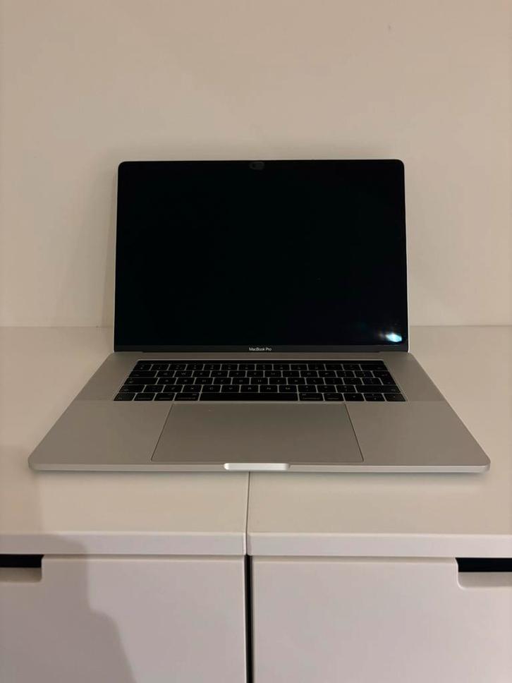 MacBook Pro 15-inch 2016 i7 | 16GB | 256GB |, Computers en Software, Apple Macbooks, Zo goed als nieuw, MacBook Pro, 15 inch, 2 tot 3 Ghz