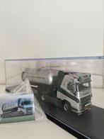 WSI Volvo FH04 Van Triest - Hoogeveen, Hobby en Vrije tijd, Ophalen of Verzenden, Nieuw, Bus of Vrachtwagen, Wsi