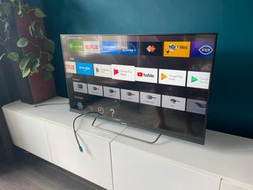 Defecte Sony Bravia Smart TV KDL-43W805C (2015) 43’ + doos beschikbaar voor biedingen