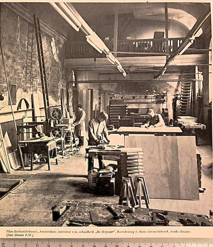 Amsterdam 1968, Barndesteeg 4 v.m. schuilkerk De Oeyvaar, nu, Verzenden, 1960 tot 1980, Gebruikt, Gebouw