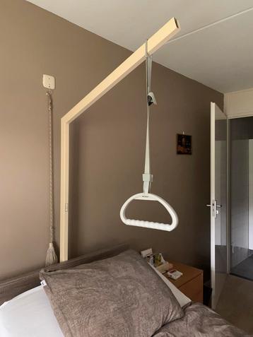 Bedpapegaai - hulpmiddel voor in bed| ophalen in Oss beschikbaar voor biedingen