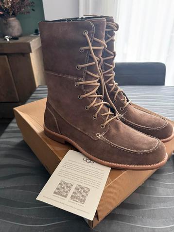 Ugg maggio beige heren boots beschikbaar voor biedingen