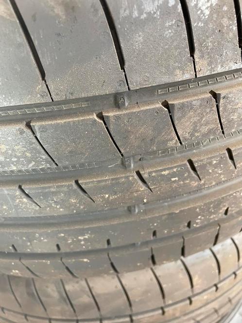“225 40 19 Goodyear. Demo. Puntjes zitten er nog op”, Auto-onderdelen, Banden en Velgen, Band(en), Zomerbanden, 19 inch, 225 mm