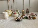 Brocante melkkannetjes - Barbotine & bloemornamenten, Ophalen of Verzenden