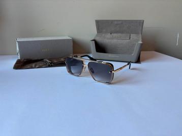 Dita Mach Six - Limited - Zwart met Goud + Toebehoren beschikbaar voor biedingen