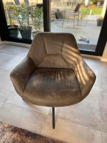 2x mooie fauteuils beschikbaar voor biedingen