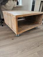Steigerhouten Salontafel met Wieltjes, Huis en Inrichting, Tafels | Salontafels, Ophalen, Gebruikt, 50 tot 100 cm, Vierkant