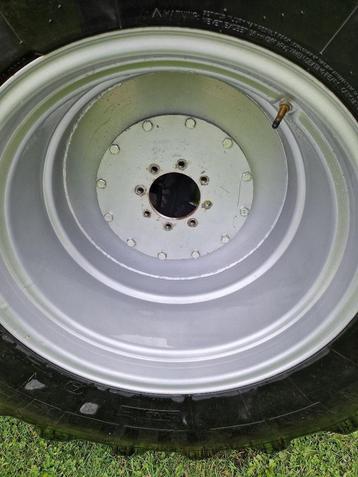 Velgen 23×R30 met wisselhard en gezocht 600 65 38 michelin beschikbaar voor biedingen