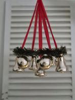 Vintage Kersthanger, krans met zilveren ballen en bellen, Ophalen, Gebruikt