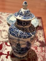 Delfts Blauwe Vaas met Deksel, Ophalen of Verzenden