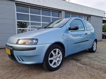 Fiat Punto 1.2 Active MET VOL JAAR A.P.K. ! beschikbaar voor biedingen