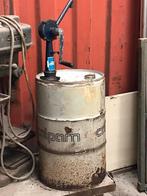 Olievat met kraan, Ophalen