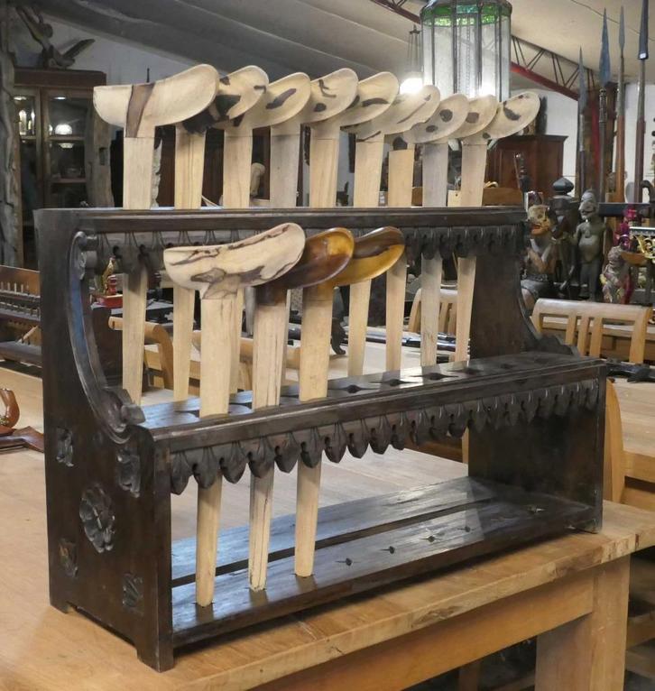 Keris houder voor 18 Kerissen PZ3 Ploncon Kris standaard, Antiek en Kunst, Kunst | Niet-Westerse kunst, Ophalen of Verzenden