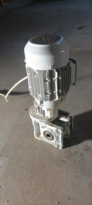Transtecno Elektromotor met Reductiekast beschikbaar voor biedingen