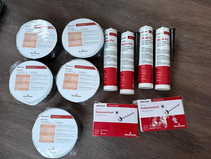 Koramic Dakproducten: Tape, Lijm, Schroeven - Nieuwstaat!, Doe-het-zelf en Verbouw, Dakpannen en Dakbedekking, Nieuw, Overige typen