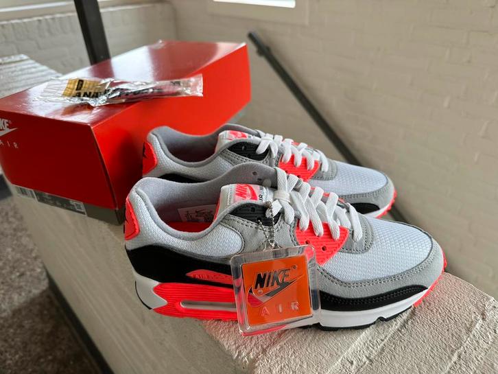 Nieuw Nike Air Max III Infrared 2020 90 OG Patta 41, Kleding | Heren, Schoenen, Nieuw, Sneakers of Gympen, Wit, Ophalen of Verzenden