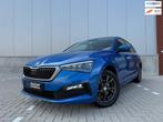 Skoda Scala 1.5 TSI Sport Business 150 PK DSG|Virtual|Camera, Auto's, Skoda, 4 cilinders, 150 pk, Blauw, 620 kg