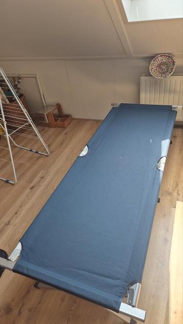 Veldbed inclusief Opberghoes beschikbaar voor biedingen