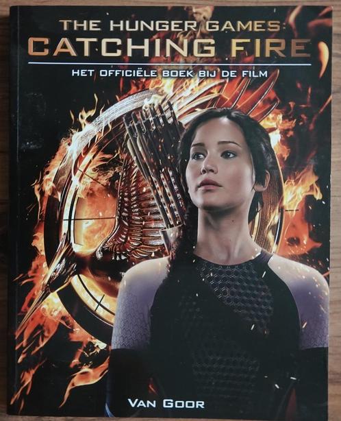 The Hunger Games Catching Fire 't officiële boek bij de film, Boeken, Film, Tv en Media, Zo goed als nieuw, Film- of Tv-bewerking