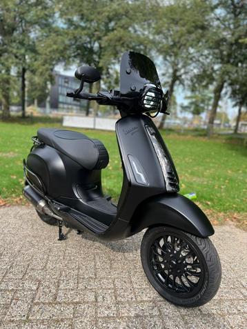 Vespa Sprint iget 2019 80cc Malossi 45km brom Akrapovic beschikbaar voor biedingen