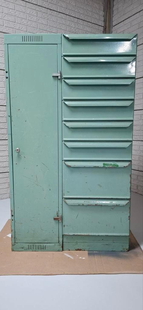 Stellingkast - 120,5 x 69,5 x 32,5cm, Doe-het-zelf en Verbouw, Werkbanken, Gebruikt, Ophalen