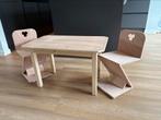 Handgemaakte kindertafel met 2 stoeltjes, Kinderen en Baby's, Kinderkamer | Tafels en Stoelen, Ophalen, Nieuw, Tafel(s) en Stoel(en)