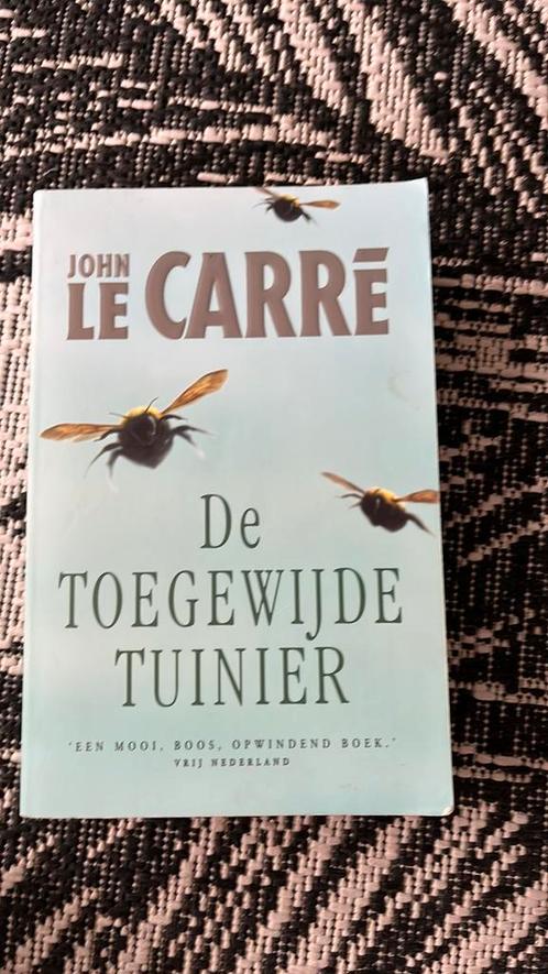 Boek De toegewijde tuinier te koop, Boeken, Thrillers, Gelezen, Nederland, Ophalen of Verzenden