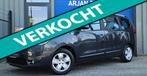Dacia LODGY 1.6 SCe 7Persoons! Airco Cruise Trekhaak Bleutoo, Auto's, Dacia, Voorwielaandrijving, Stof, 4 cilinders, 7 stoelen