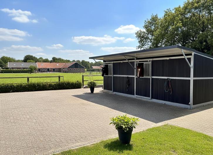 Mobiele buitenstal compleet gemonteerd | Op voorraad | NIEUW, Dieren en Toebehoren, Stalling en Weidegang, Opfok, Stalling, Weidegang