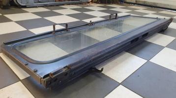 compleet voorraam met frame voor nekaf of kaiser cj5 beschikbaar voor biedingen