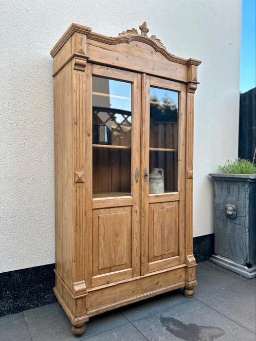 Antieke grenen kast, Huis en Inrichting, Kasten | Buffetkasten, 200 cm of meer, 25 tot 50 cm, Grenenhout, Ophalen of Verzenden