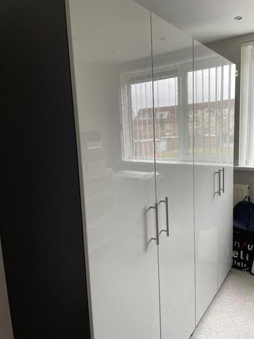 Vier IKEA Pak kastdeuren in zeer goede staat! beschikbaar voor biedingen