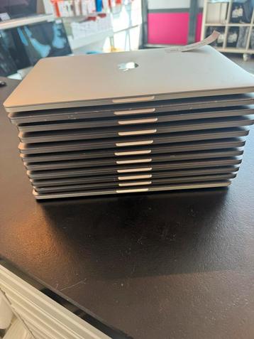 11x Macbook Pro 13inch 2016/2017 150€ ps stuk beschikbaar voor biedingen