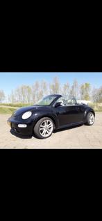 VW Beetle 2004 Zwart, Auto's, Voorwielaandrijving, 65 €/maand, 1300 kg, Stoelverwarming