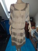 grijs/wit jurkje merk transfer mt.l izgs, Kleding | Dames, Jurken, Maat 38/40 (M), Ophalen of Verzenden, Zo goed als nieuw, Grijs