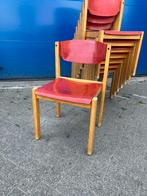 Rode retro vintage stapelstoelen volledig hout goede staat, Ophalen, Rood, Hout, Vijf, Zes of meer stoelen