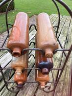 Rek met stenen kruiken., Huis en Inrichting, Ophalen, Gebruikt, Minder dan 5 flessen, Minder dan 50 cm