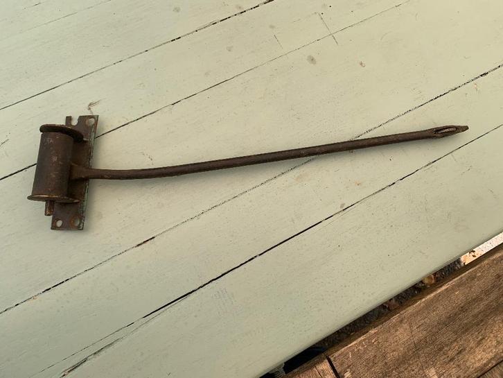 Antieke deurdranger, Doe-het-zelf en Verbouw, Hang- en Sluitwerk, Gebruikt, Overige typen, IJzer, Ophalen of Verzenden